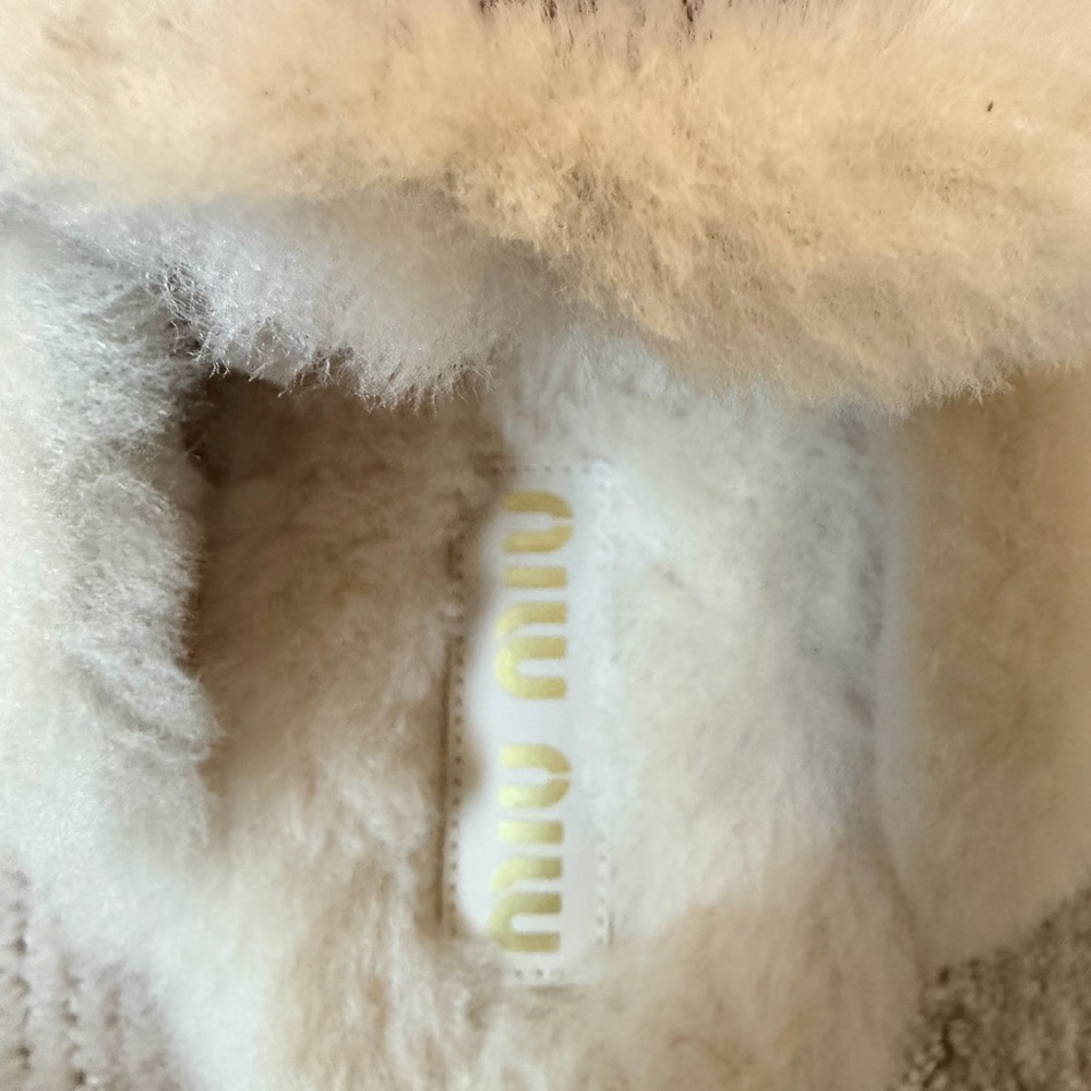 Brand NWT Miu Miu Suede Shearling Mules - Size 38.5 - Picture 4 of 11